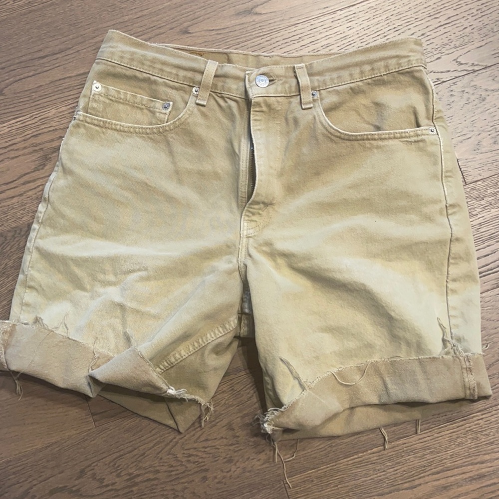 Vintage dust brown Levi’s cut to shorts